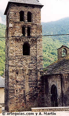 Campanario de Assumpci&oacute; de Mar&iacute;a de Bossost