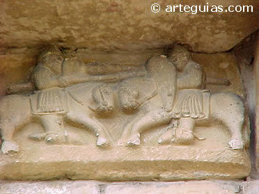 Caballeros esculpidos en la iglesia de Artaiz, Navarra