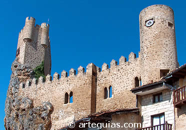 Imponente castillo de Fr&iacute;as