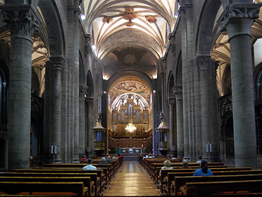 Interior de la catedral de Jaca