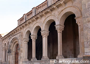 Iglesia de San Miguel de Fuentidue&ntilde;a