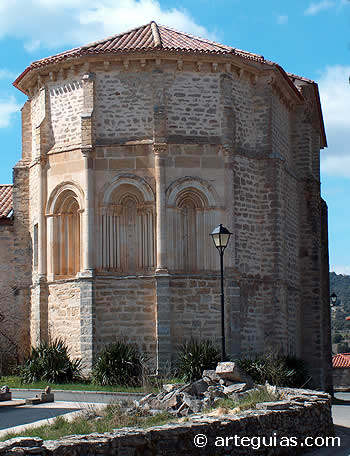 Hueto Abajo. Cabecera de la iglesia