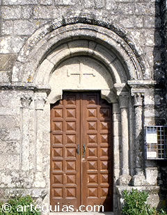 La iglesia de Meis es una de las numerosas parroaquias rom&aacute;nica de la R&iacute;a de Arousa