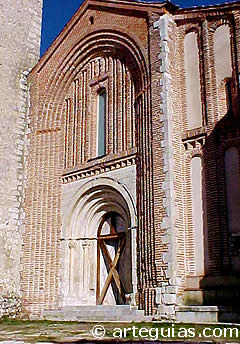 Fachada de San Andr&eacute;s de Cu&eacute;llar