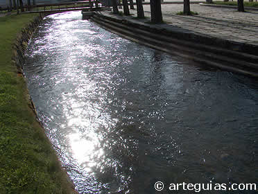 R&iacute;o Ebro a su paso por Reinosa
