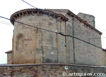 Iglesia de Revilla de Santull&aacute;n