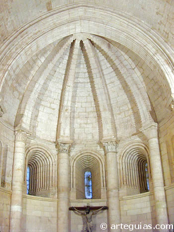 San Juan de Ortega. Interior del &aacute;bside principal
