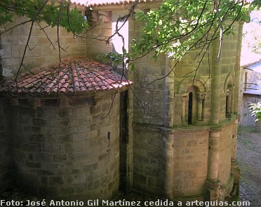 Cabecera del templo del Monasterio de Santa Cristina de Ribas de Sil