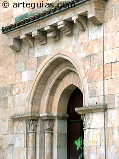 Puerta de la iglesia