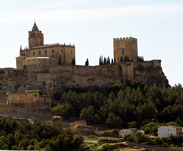 Iglesia y castillo de la Mota de Alcal&aacute; la Real, Ja&eacute;n