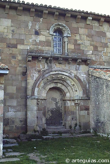 Iglesia de Bra&ntilde;osera