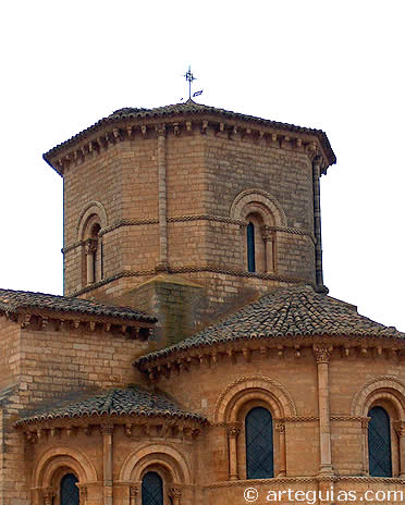 Cimborrio de la iglesia de San Mart&iacute;n de Fr&oacute;mista, Palencia