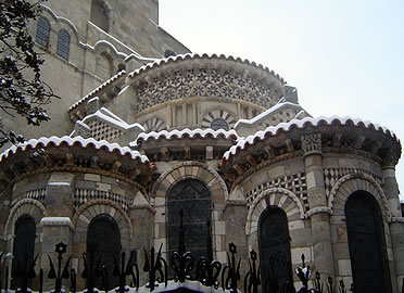 Cabecera de la iglesia de Clermont Ferrand