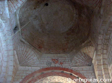 C&uacute;pula sobre trompas del la torre