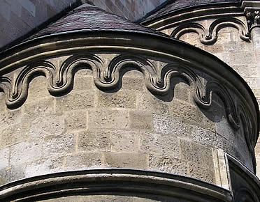 Monasterio de L&eacute;b&eacute;ny, detalle de la cabecera