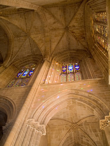 Interior del templo g&oacute;tico