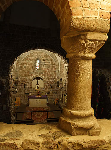 Interior de la Iglesia de Strzelno, Polonia