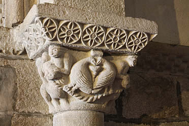 Capitel de San Pedro de Reb&oacute;n