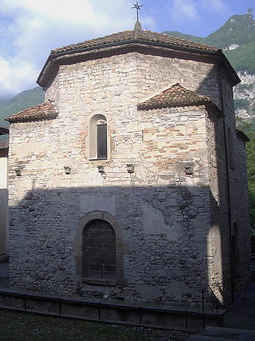 Baptisterio de Riva San Vitale