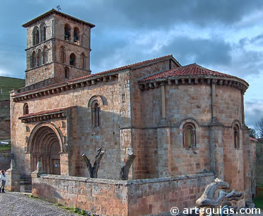 Iglesia rom&aacute;nica de Cervatos: Una nave y cabecera de un solo &aacute;bside de planta semicircular