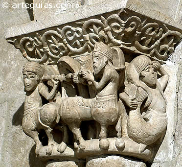 Capitel con centauros y sirena. San Claudio de Olivares, Zamora