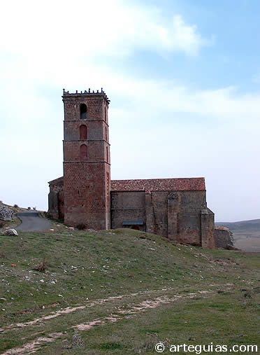 Aspecto de la iglesia desde el norte