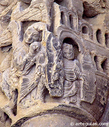 Santo Domingo de la Calzada. Capitel de una ventana exterior