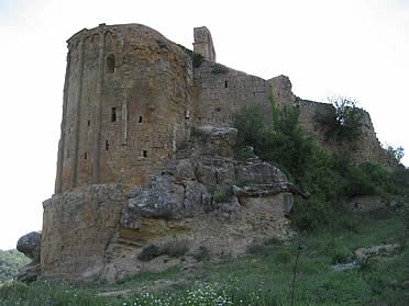 Los maltrechos restos de Sant Pere de Madrona