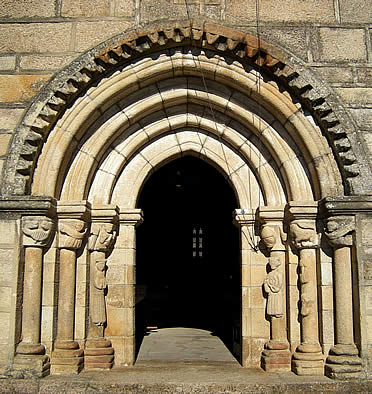 Iglesia parroquial de Vilar de Santos