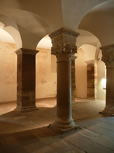 Arquitectura del Imperio Otoniano:  Macizo occidental de la Abad&iacute;a de Corvey