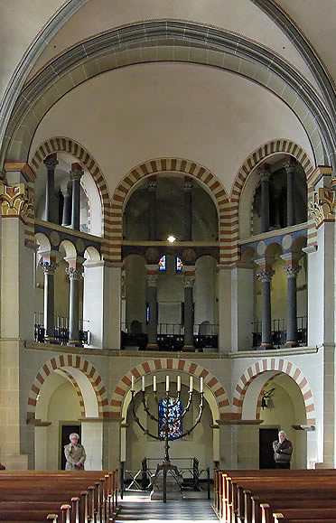 &Aacute;bside de la catedral de Essen. El &aacute;bside est&aacute; completamente inspirada en la Capilla Palatina de Aquisgr&aacute;n