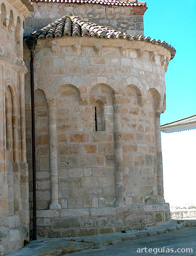 &Aacute;bside lateral norte. Iglesia de Villaconancio