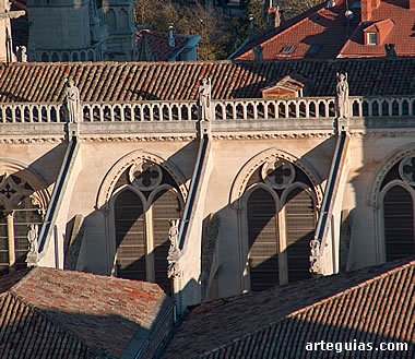 Arbotantes de la catedral de Burgos