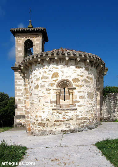 &Aacute;bside de la iglesia