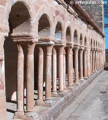 Iglesia rom&aacute;nica de Carabias