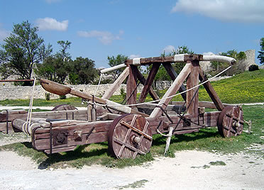 Mangonel o catapulta