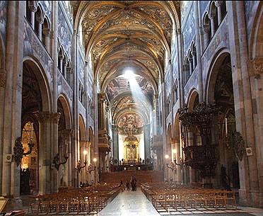 Nave central de la Catedral de Parma