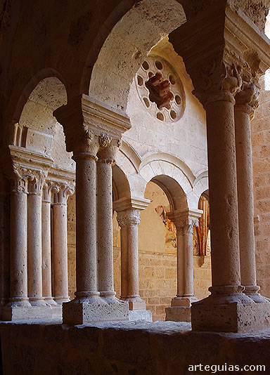 Claustro rom&aacute;nico del Monasterio de Santa Mar&iacute;a de Valbuena, Valladolid