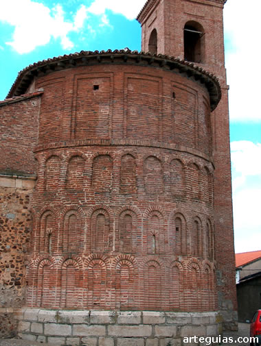 Cabecera mud&eacute;jar de la iglesia de Cubillo de Uceda, Guadalajara