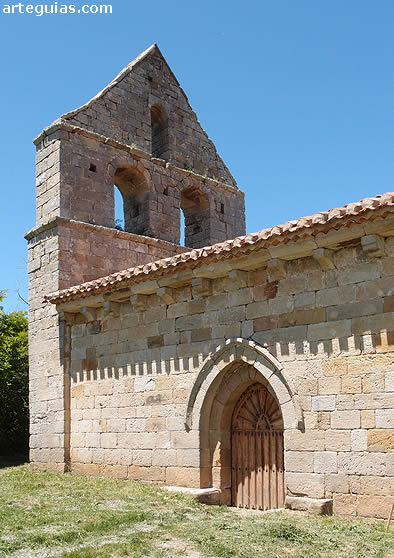 Puerta y espada&ntilde;a