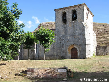 Iglesia de Fuente Urbel desde el sur