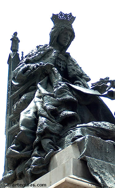 Estatua de Isabel la Cat&oacute;lica en Granada