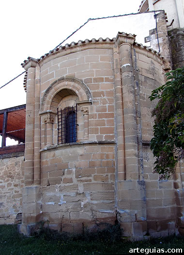 Ermita de la Junquera: &aacute;bside