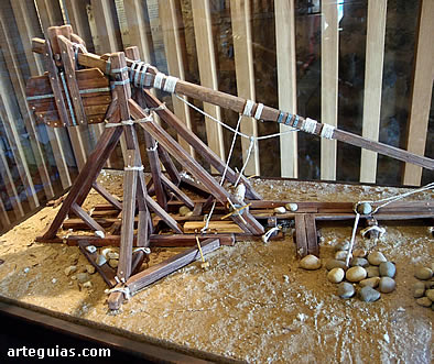 Maqueta de catapulta
