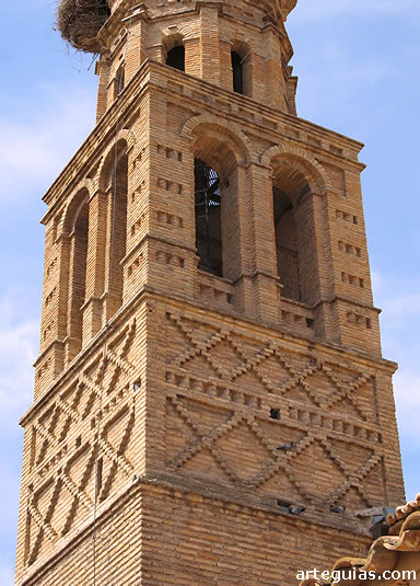Torre mud&eacute;jar de la iglesia de Mediana de Arag&oacute;n