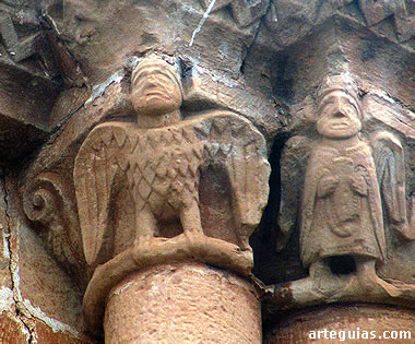 Capiteles del &aacute;bside