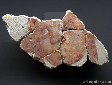 Fragmento de pintura romana en el Museo Arqueol&oacute;gico de Alicante