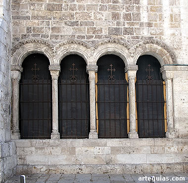 Rom&aacute;nico en la ciudad de Valladolid: Santa Mar&iacute;a de la Antigua