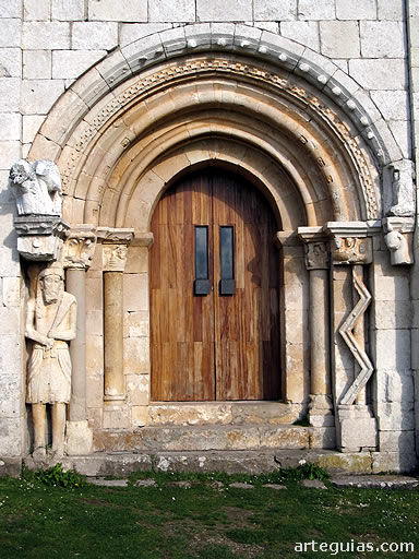 Puerta de la ermita