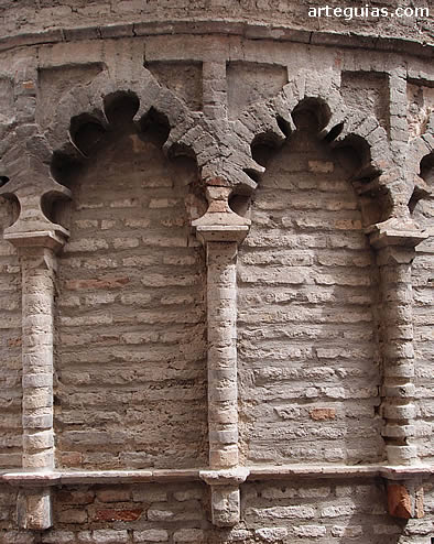 Arcos mixtil&iacute;neos. Santa Catalina